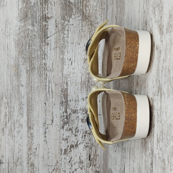 🟧NWOT Ethem Genuins Cream Pearl Slide Sandal - Picture 12 of 16